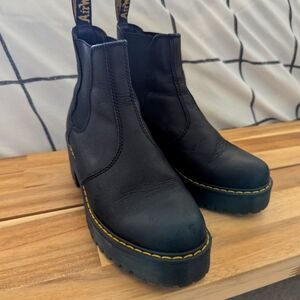 Doc Martens Platform Leather Chelsea Boots Black